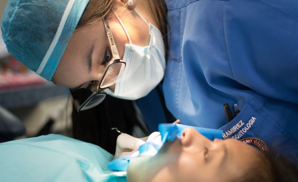 Nueve de cada diez escolares presentan caries dental en el Perú Majes